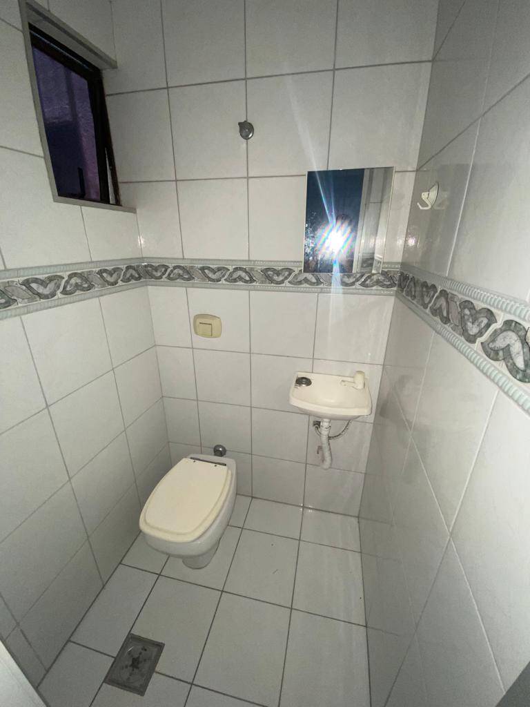 Apartamento à venda e aluguel com 2 quartos, 69m² - Foto 11