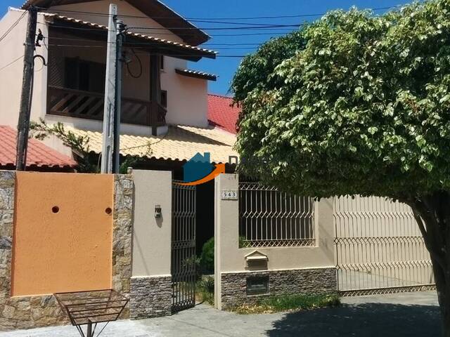 #916 - Casa para Venda em Campos dos Goytacazes - RJ