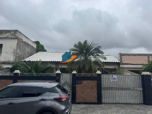 #1311 - Casa para Venda em Campos dos Goytacazes - RJ