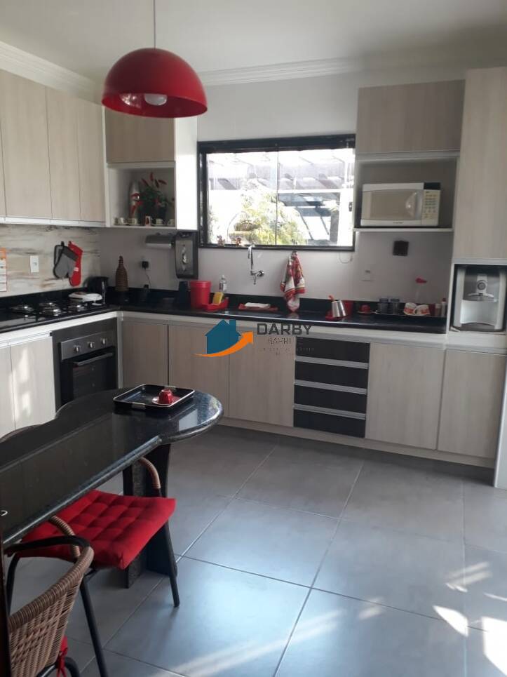 Casa à venda com 3 quartos, 220m² - Foto 16