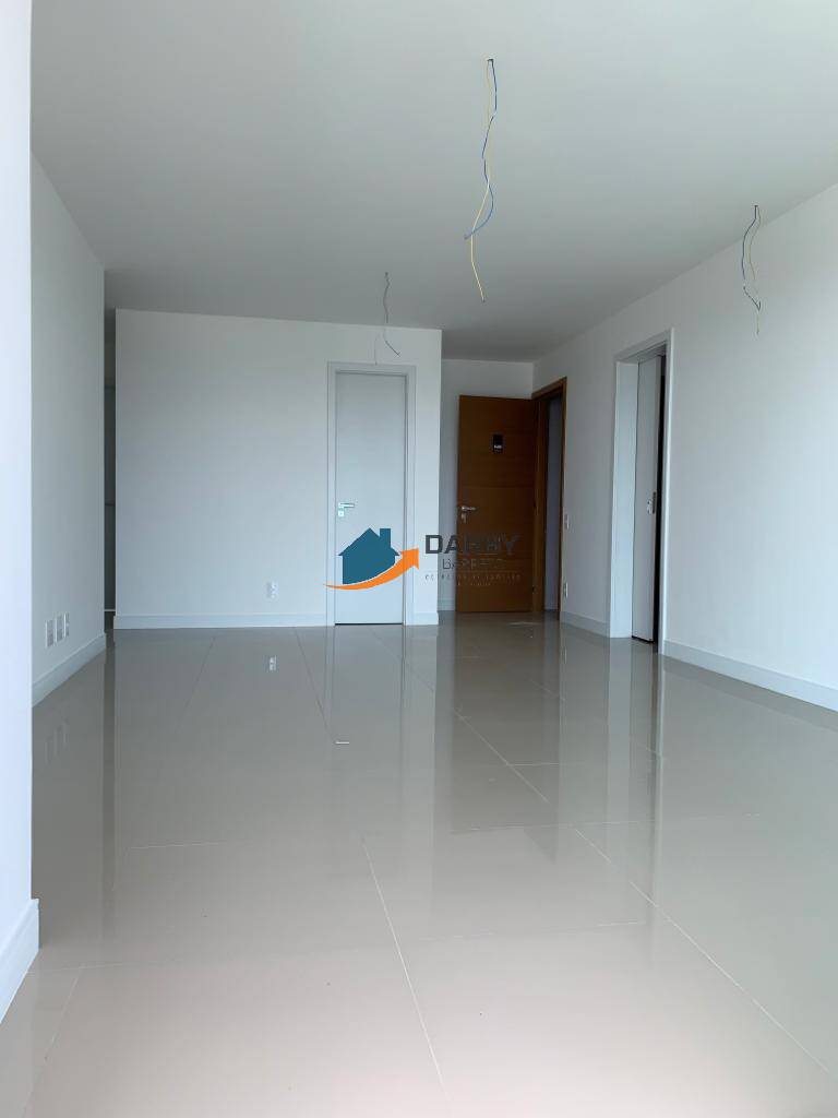 Apartamento à venda com 3 quartos, 115m² - Foto 3