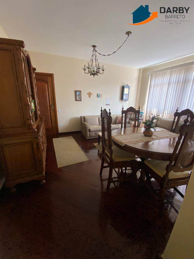 Apartamento à venda com 3 quartos, 130m² - Foto 2