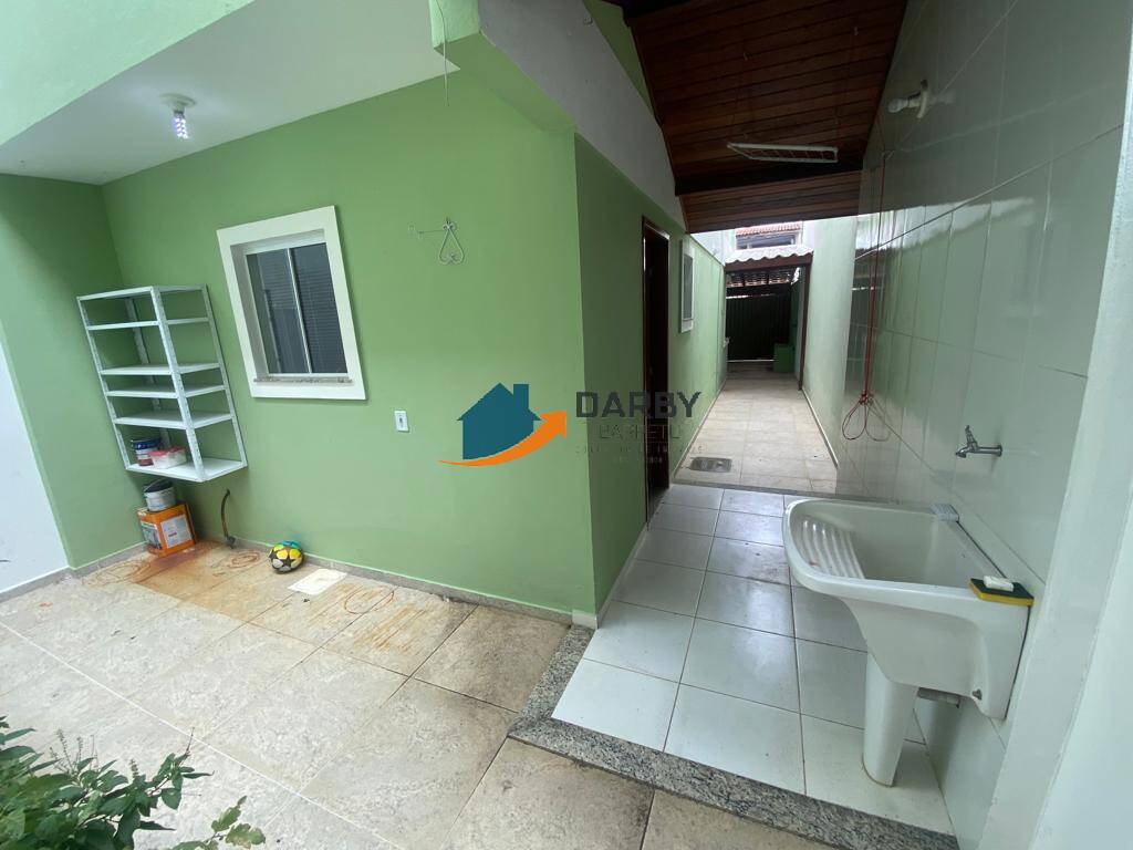 Casa à venda com 2 quartos, 80m² - Foto 4