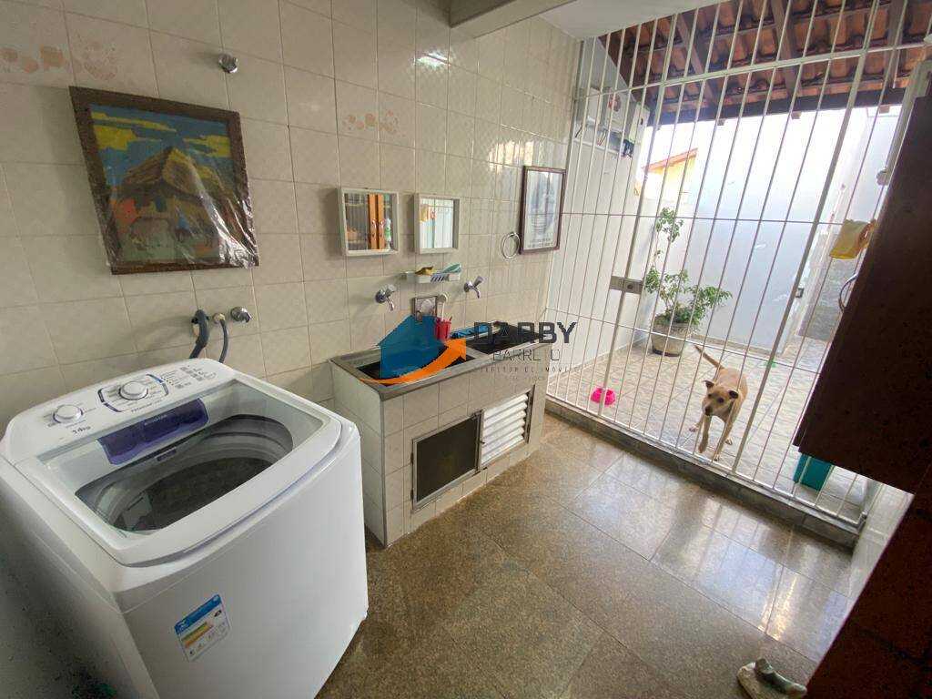 Casa à venda com 3 quartos, 200m² - Foto 20