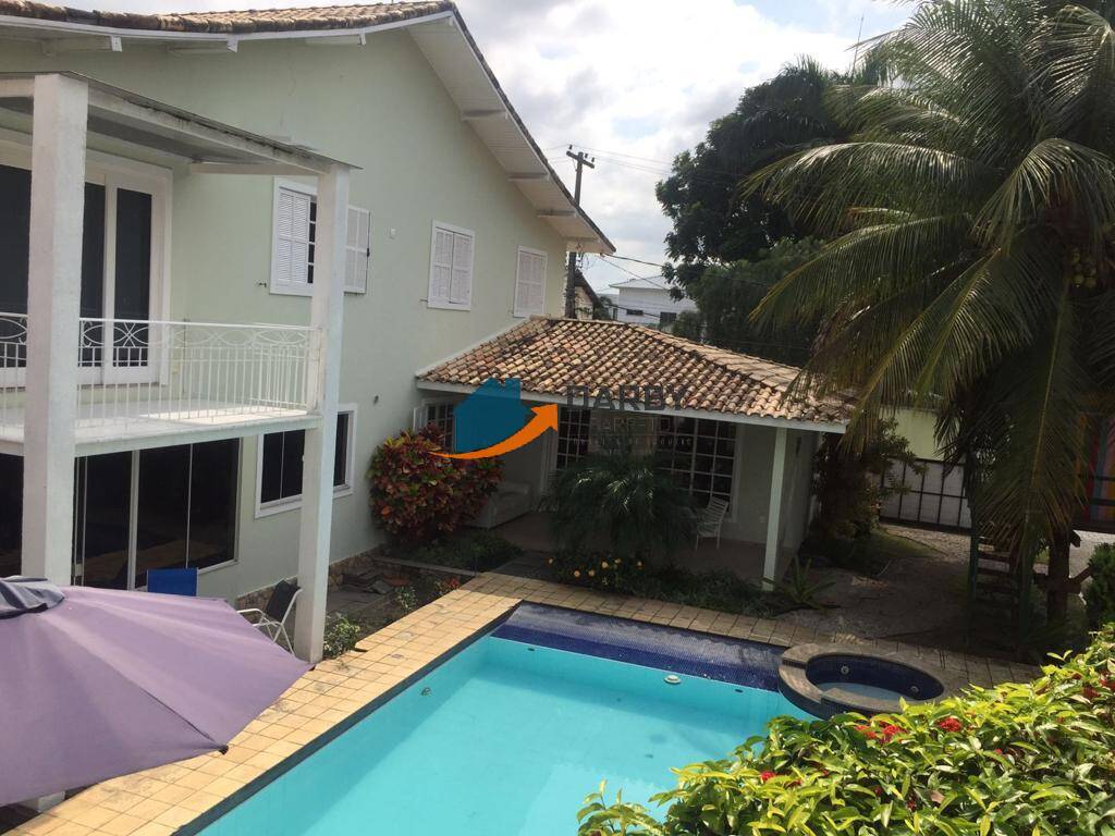 Casa de Condomínio à venda com 5 quartos, 450m² - Foto 5