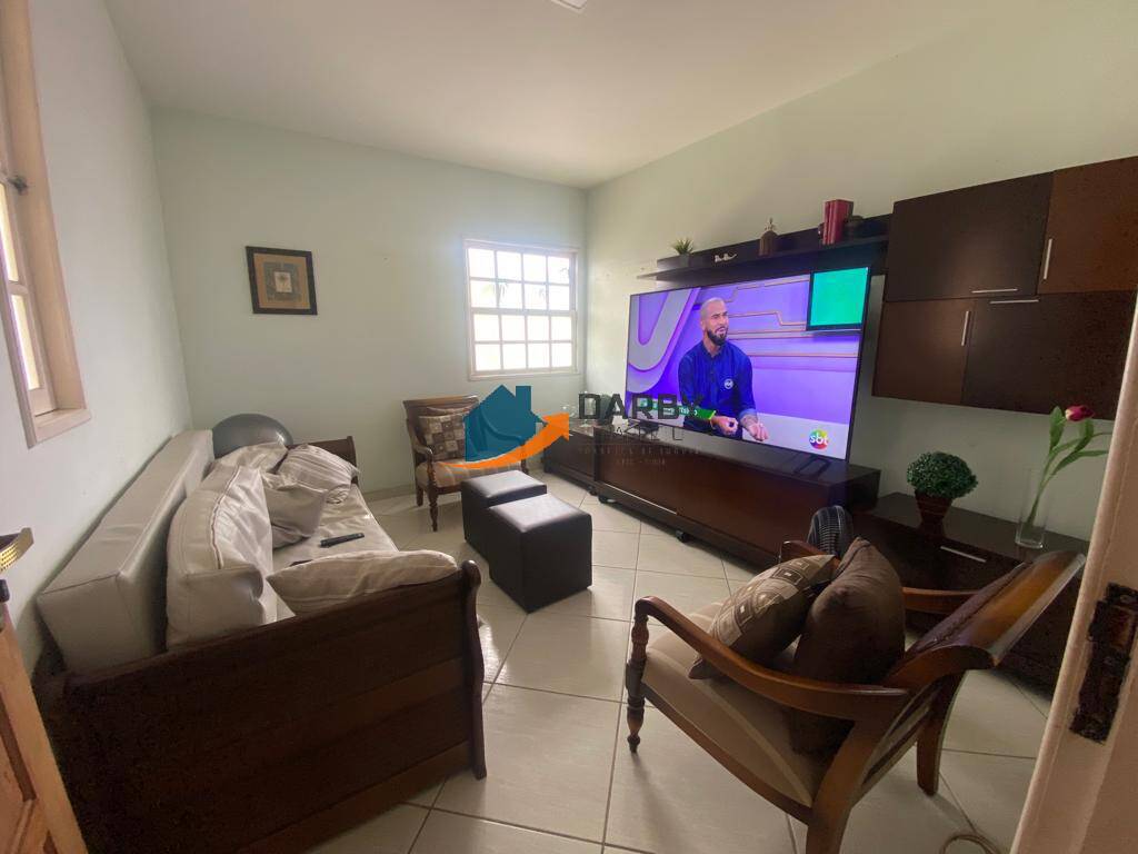 Casa à venda com 3 quartos, 150m² - Foto 4