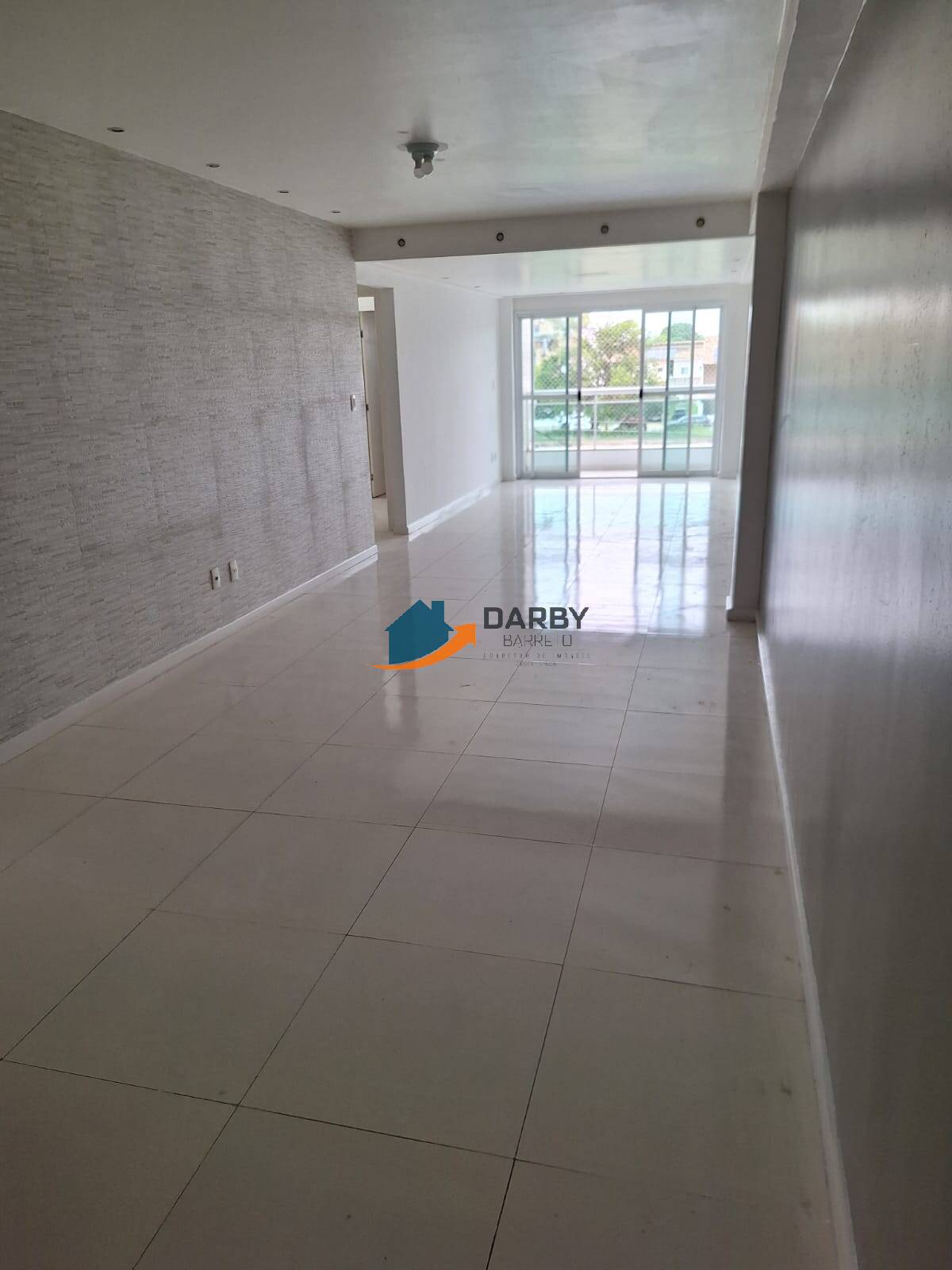 Apartamento à venda com 2 quartos, 97m² - Foto 2