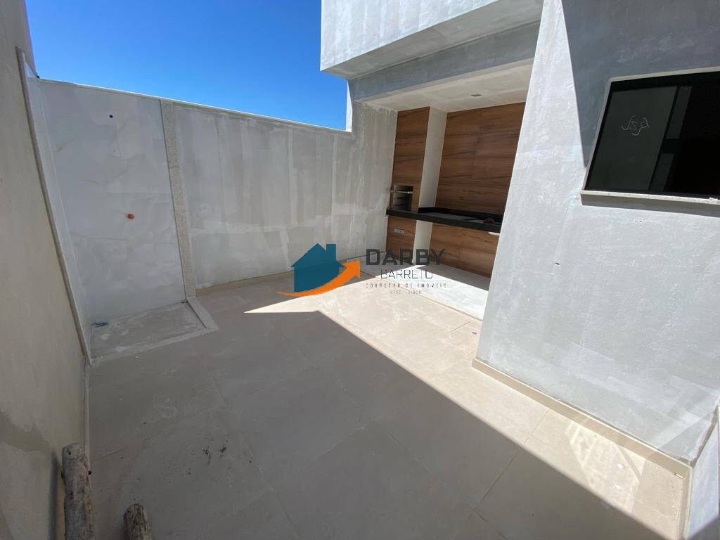 Casa à venda com 2 quartos, 70m² - Foto 18