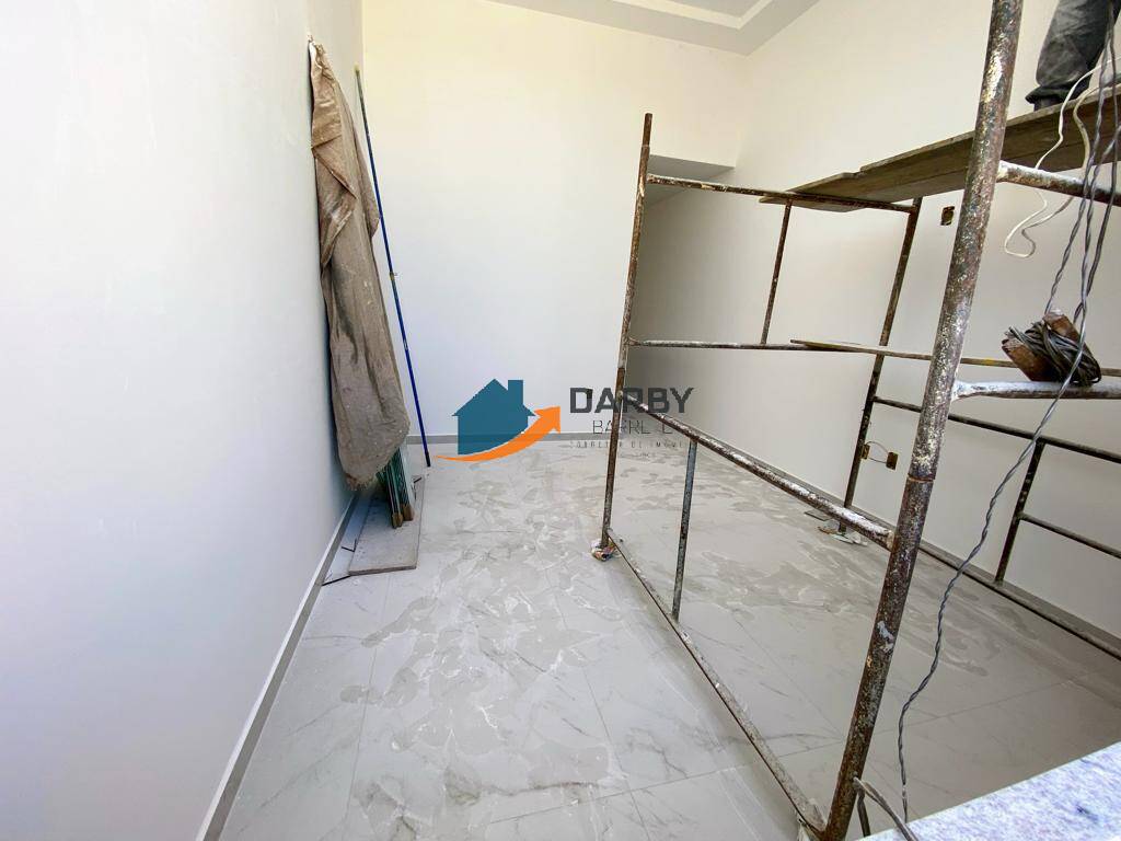 Casa à venda com 2 quartos, 70m² - Foto 4