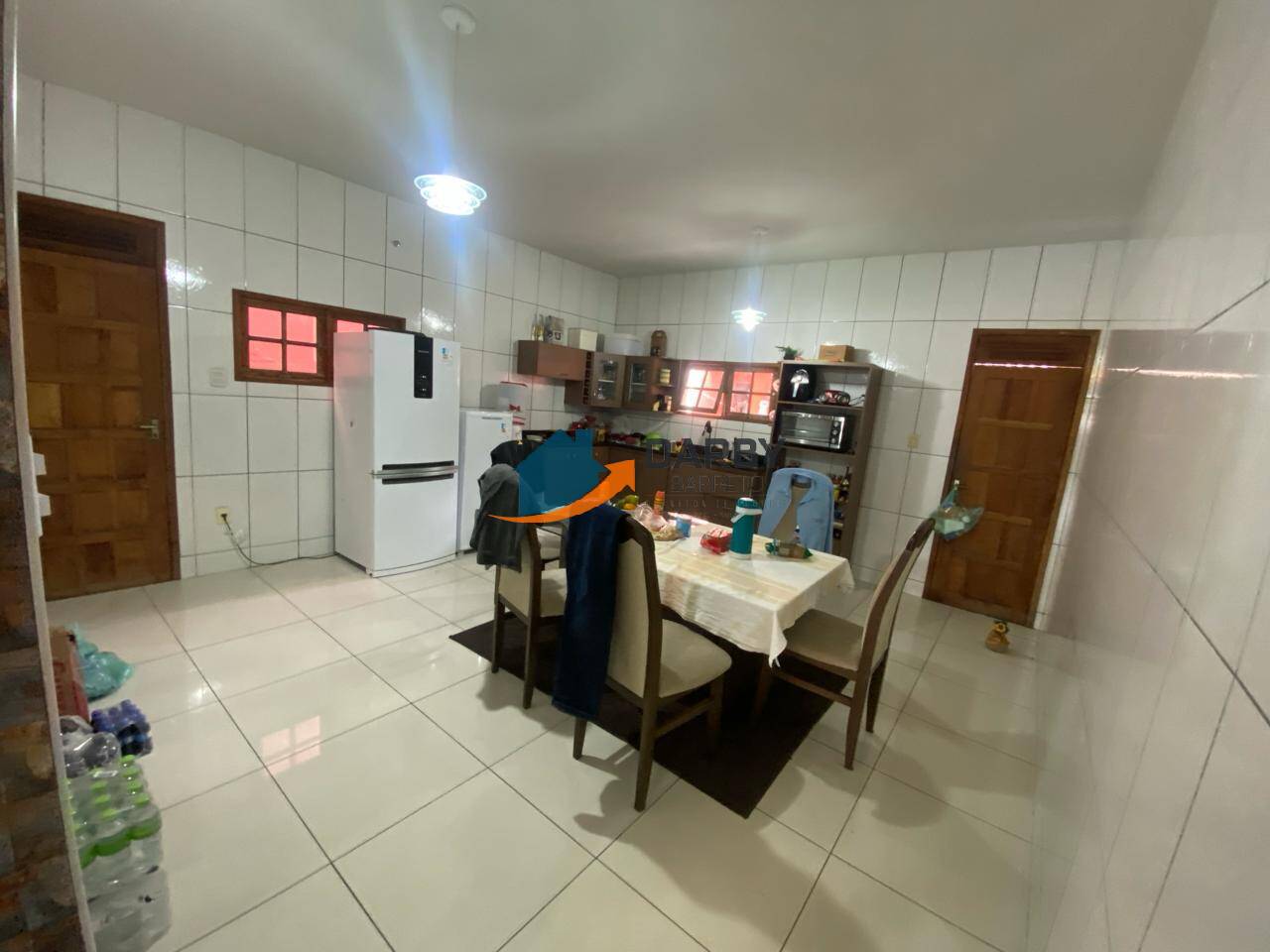 Casa à venda com 2 quartos, 150m² - Foto 12