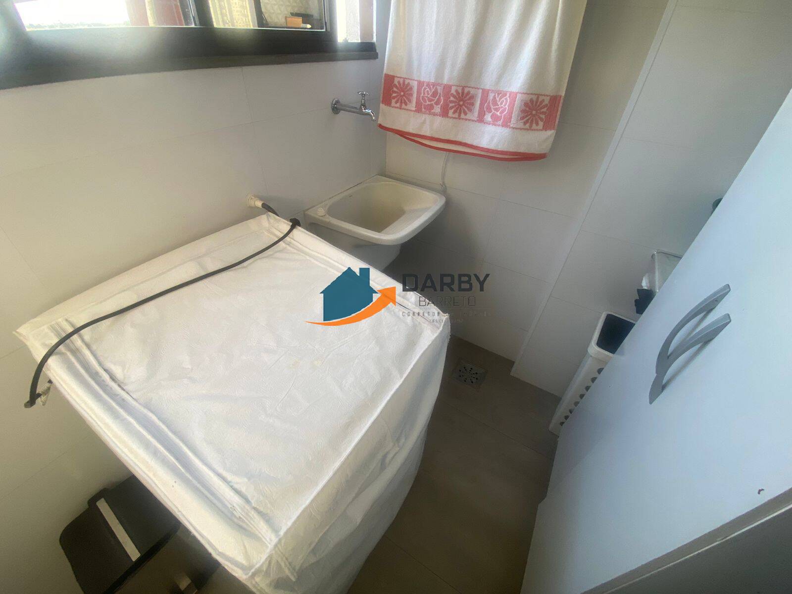 Apartamento à venda com 2 quartos, 65m² - Foto 11