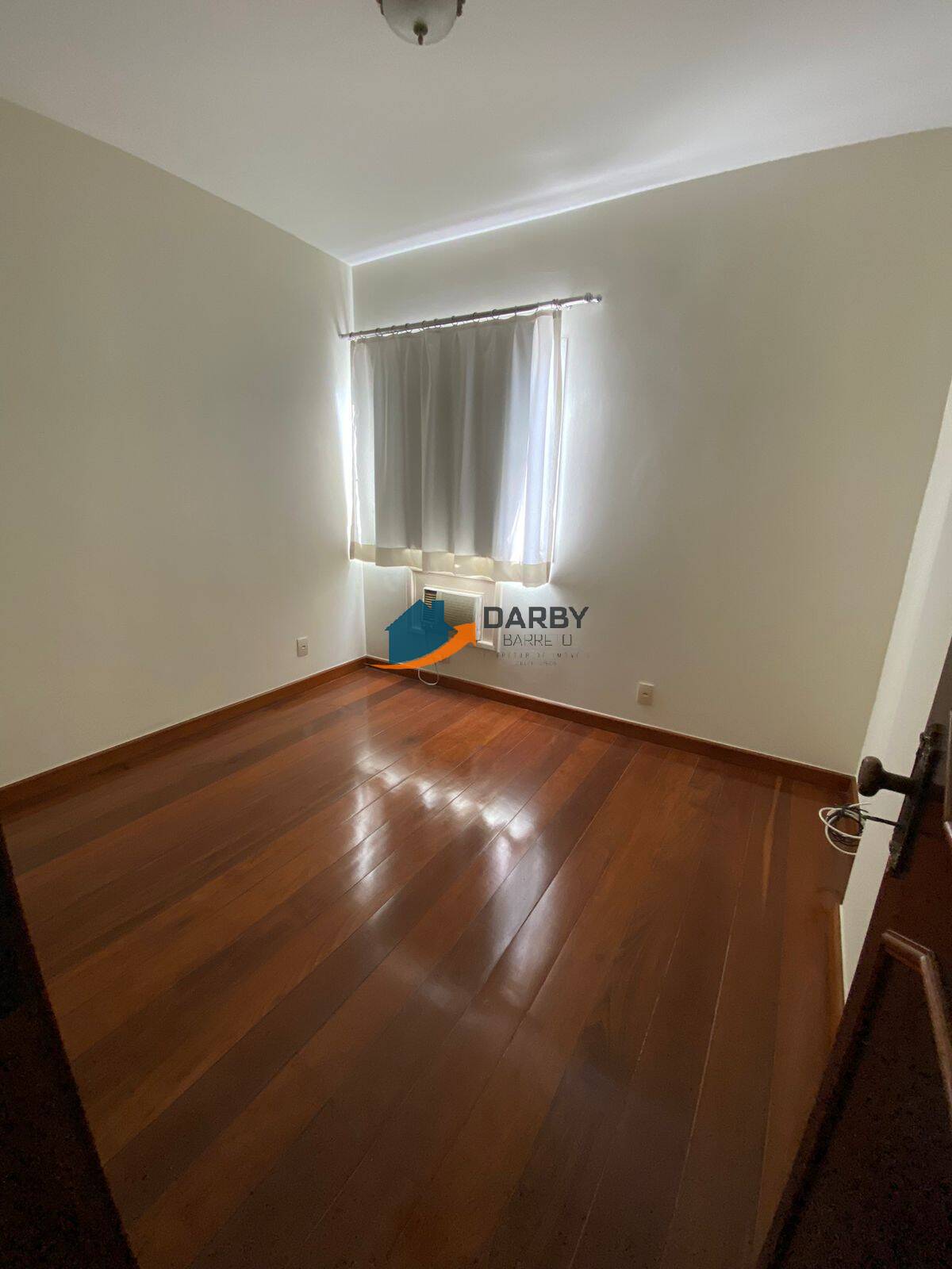 Apartamento à venda com 2 quartos, 100m² - Foto 10