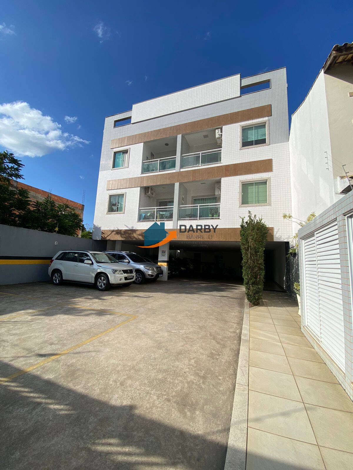 Apartamento à venda com 2 quartos, 80m² - Foto 1