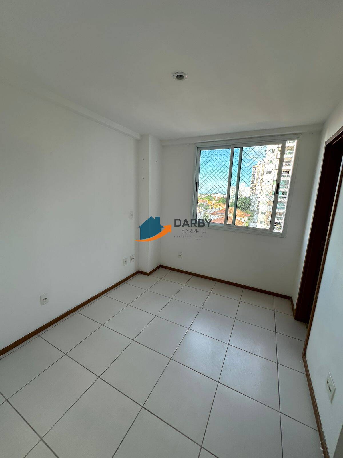 Apartamento à venda com 2 quartos, 60m² - Foto 15