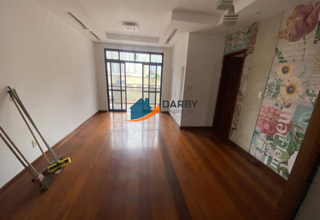 Apartamento à venda com 3 quartos, 136m² - Foto 1