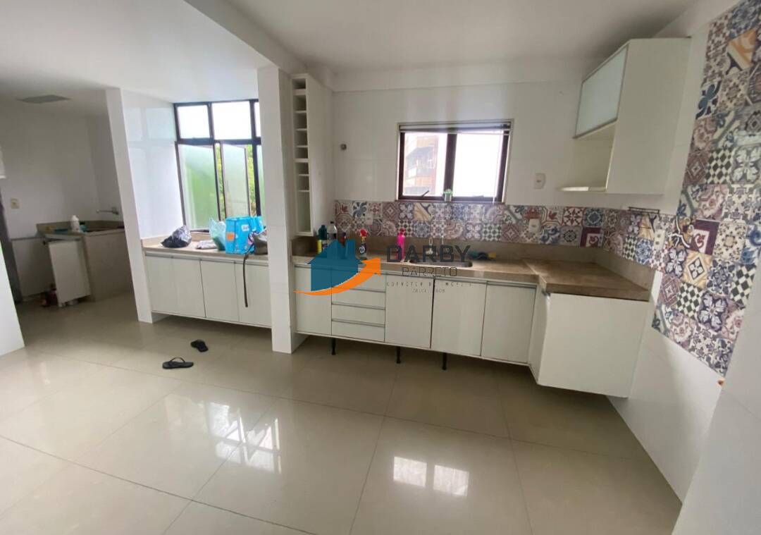 Apartamento à venda com 3 quartos, 136m² - Foto 6