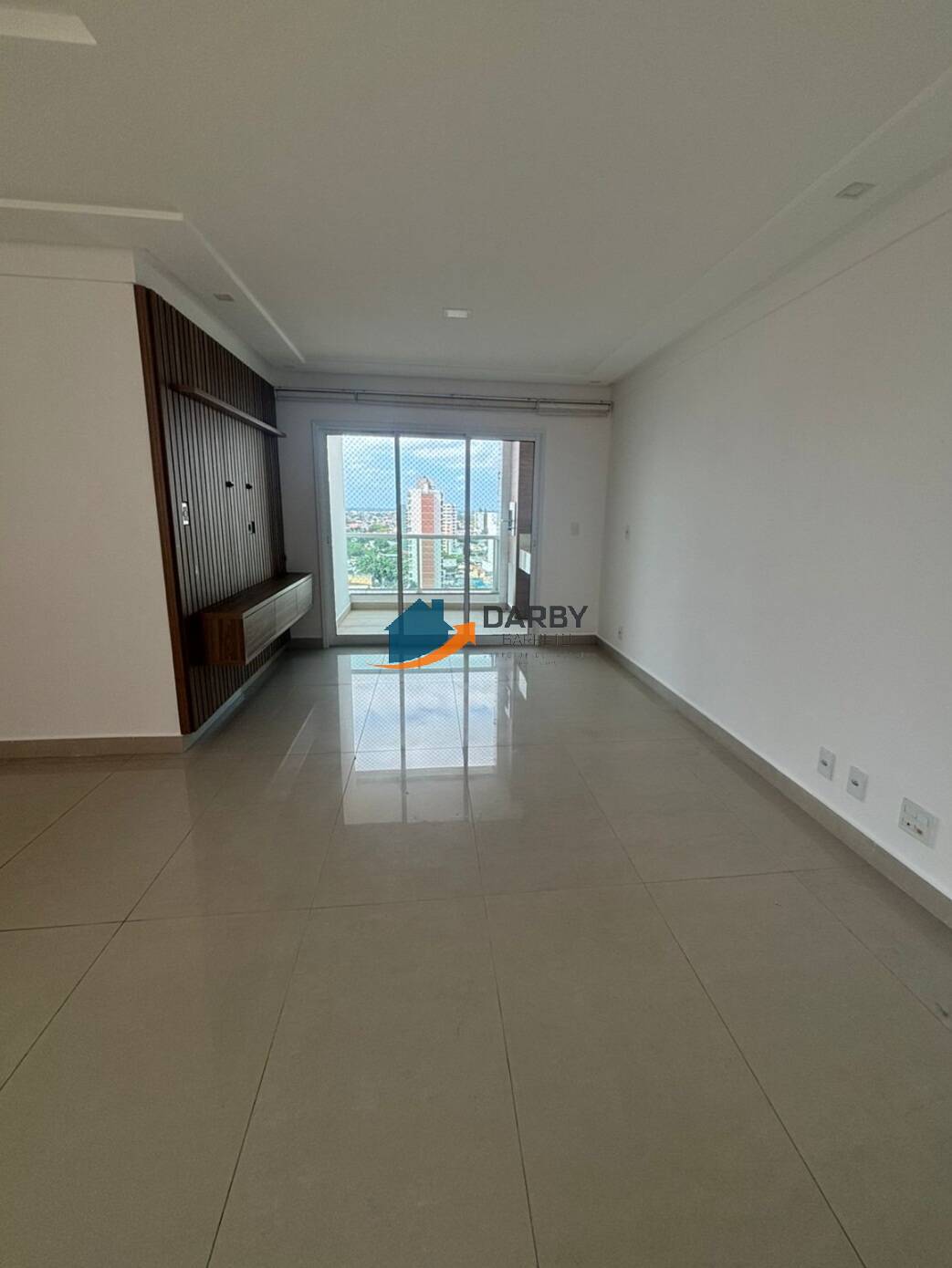 Apartamento à venda com 3 quartos, 105m² - Foto 3