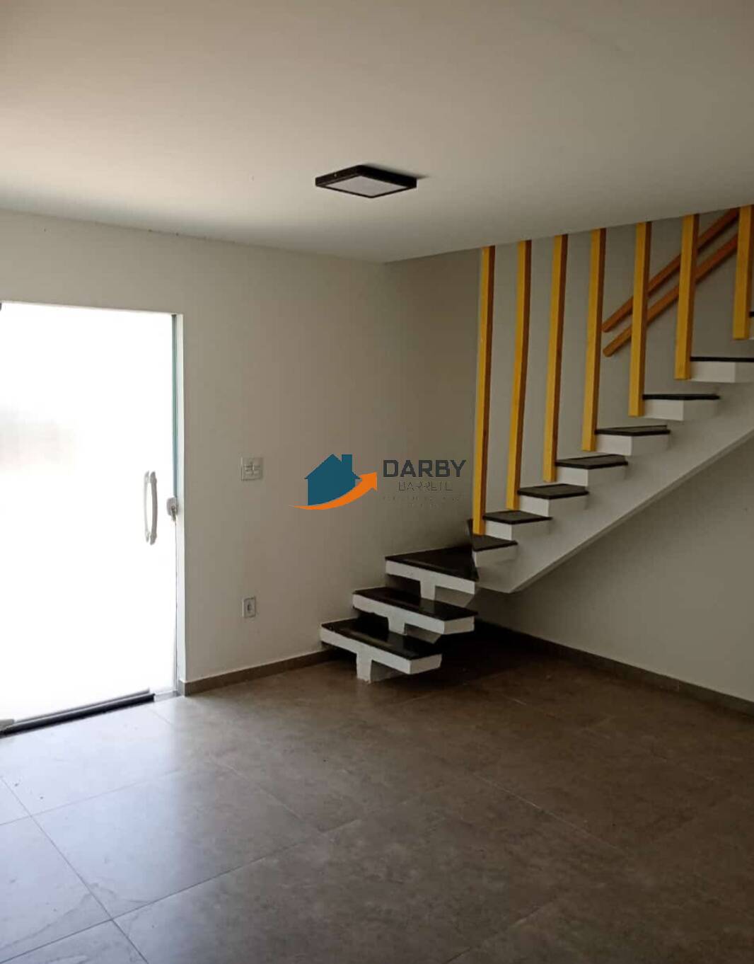 Casa à venda com 2 quartos, 104m² - Foto 4