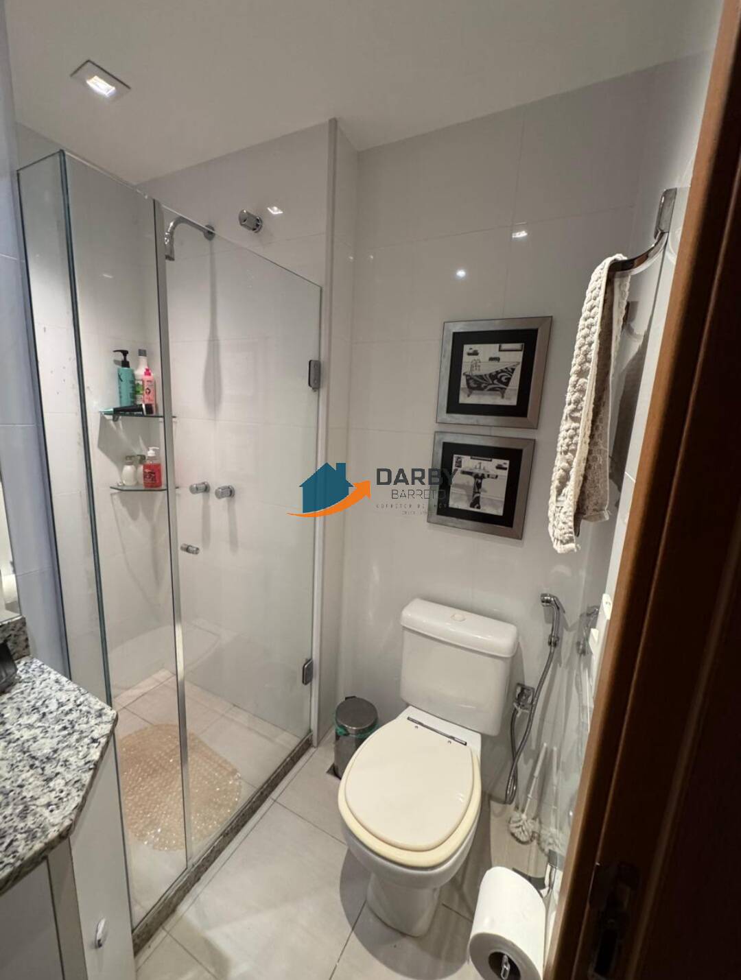 Apartamento à venda com 2 quartos, 66m² - Foto 13