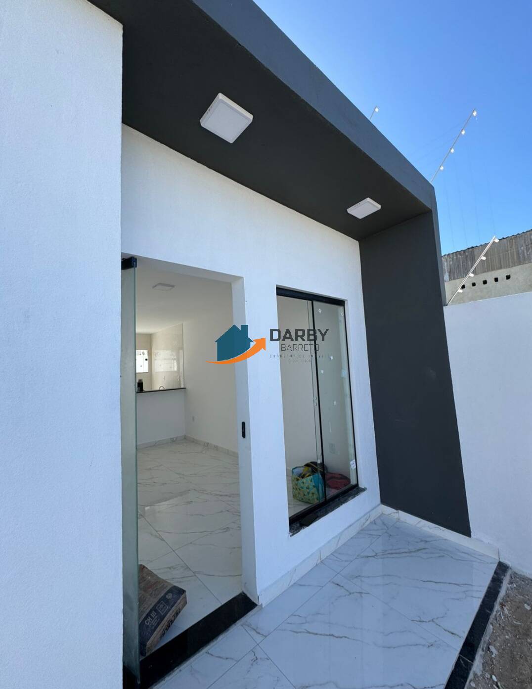 Casa à venda com 2 quartos, 45m² - Foto 2