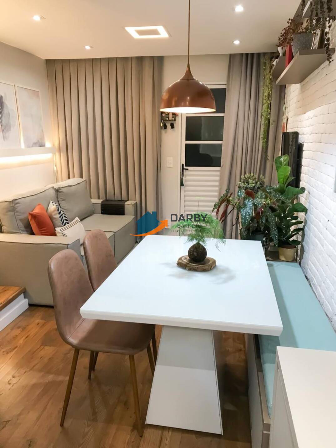 Casa à venda com 2 quartos, 58m² - Foto 1