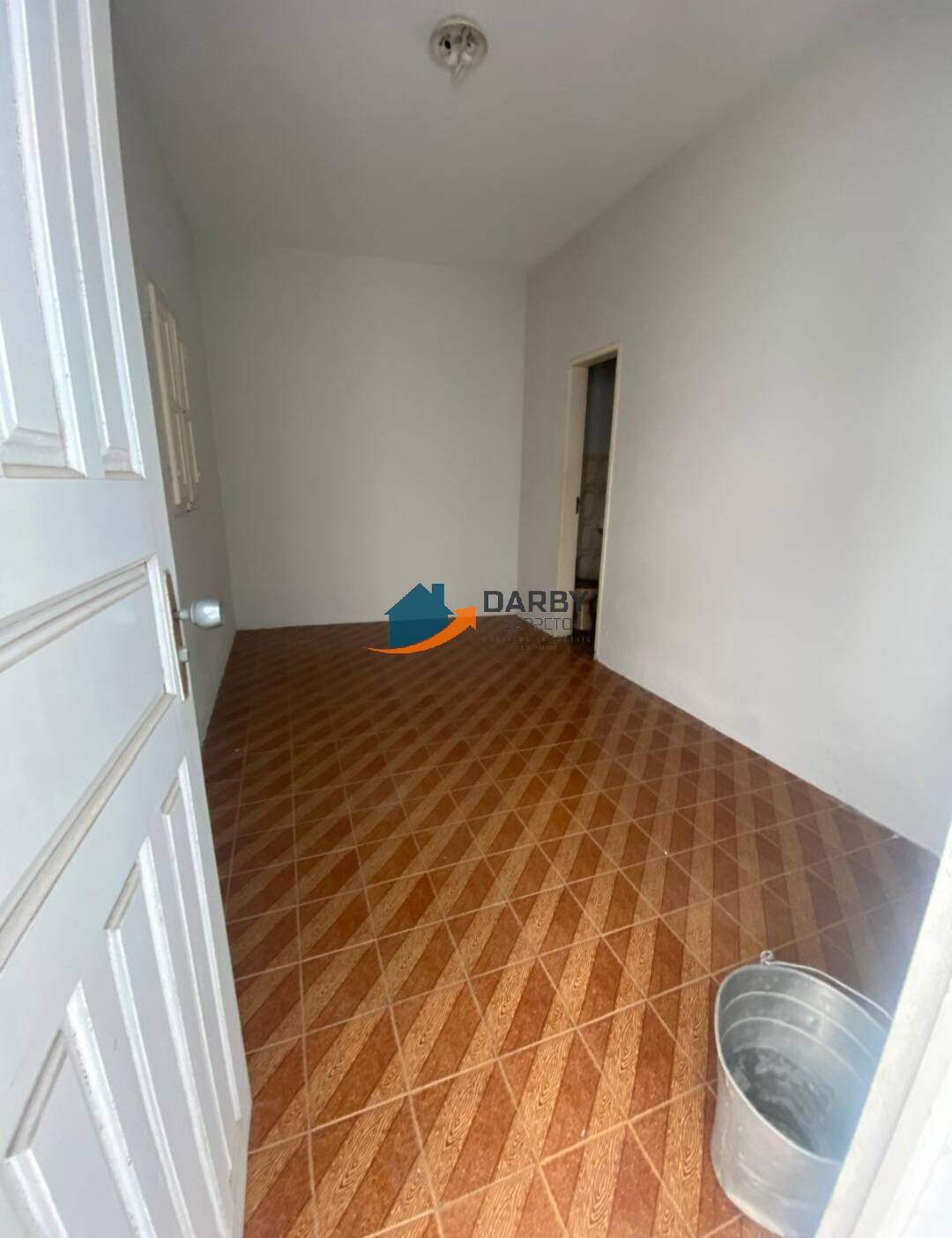 Casa para alugar com 5 quartos, 200m² - Foto 3