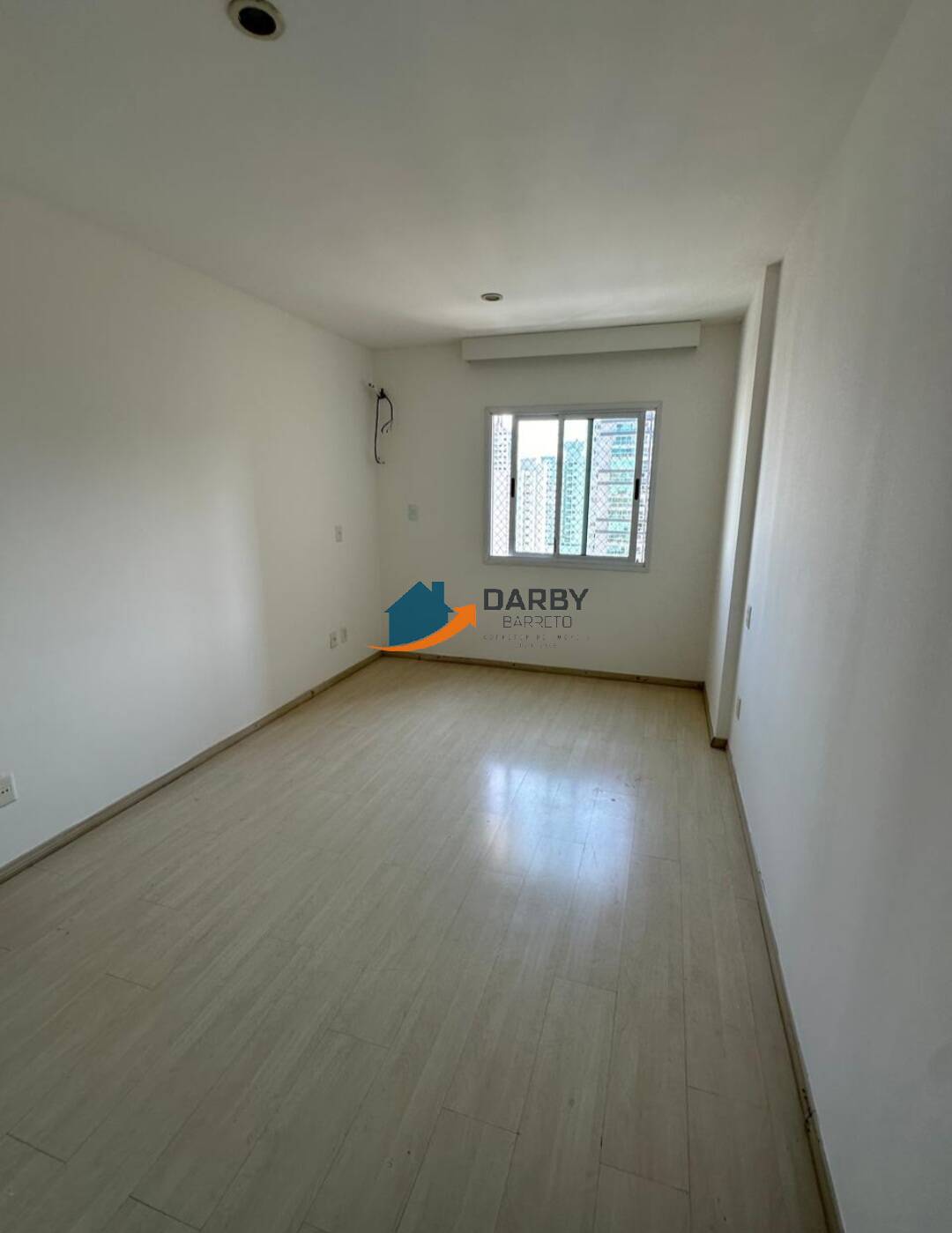 Apartamento à venda com 4 quartos, 164m² - Foto 6