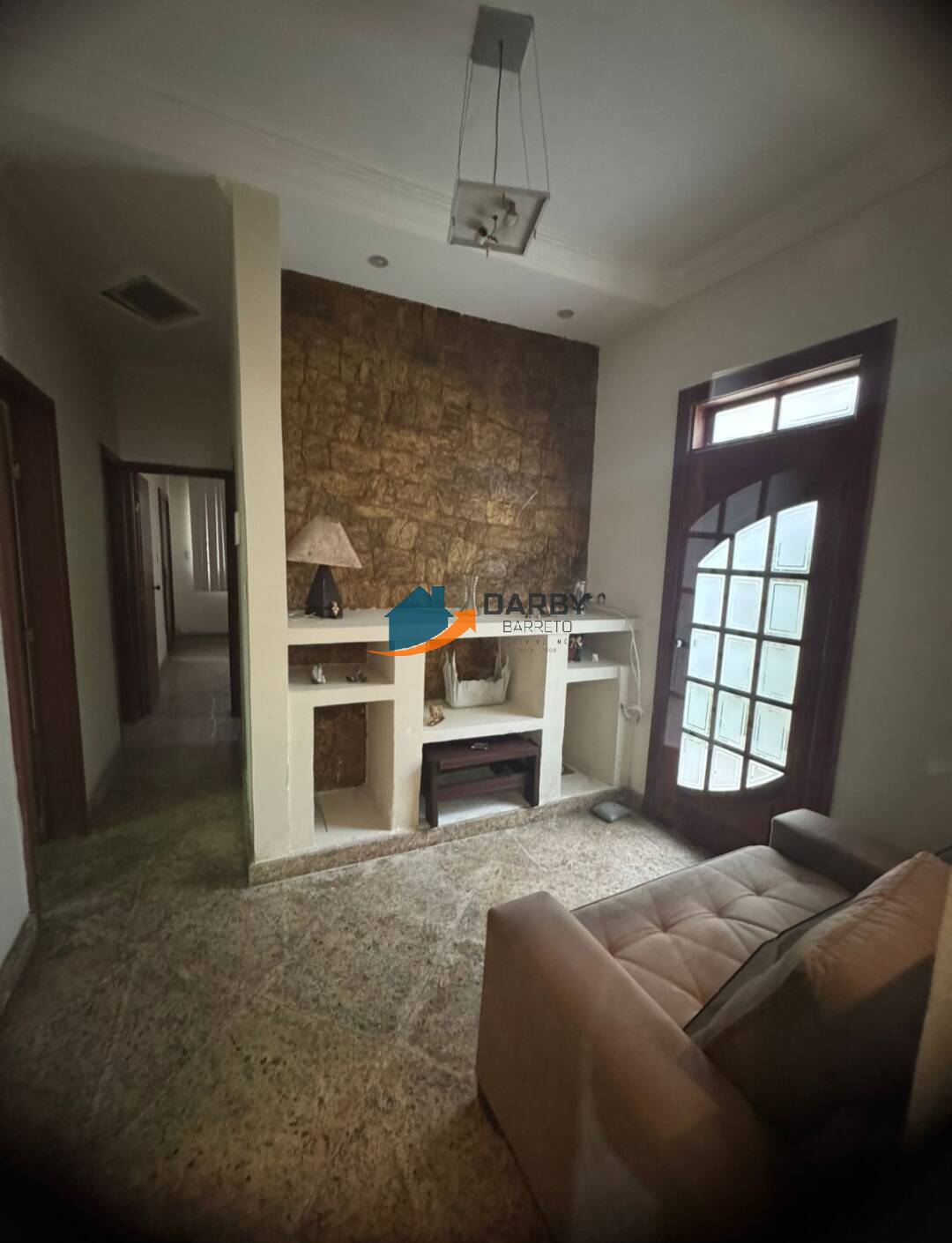 Casa à venda com 3 quartos, 360m² - Foto 4