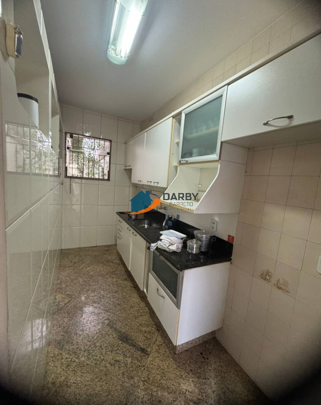 Casa à venda com 3 quartos, 360m² - Foto 11