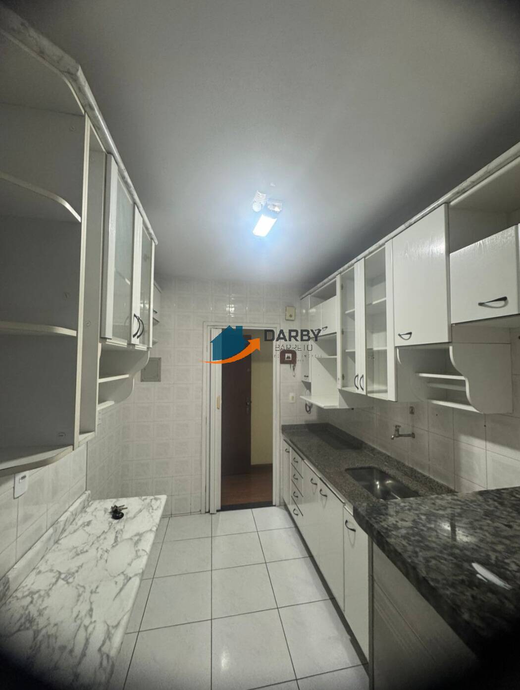 Apartamento para alugar com 3 quartos, 90m² - Foto 11