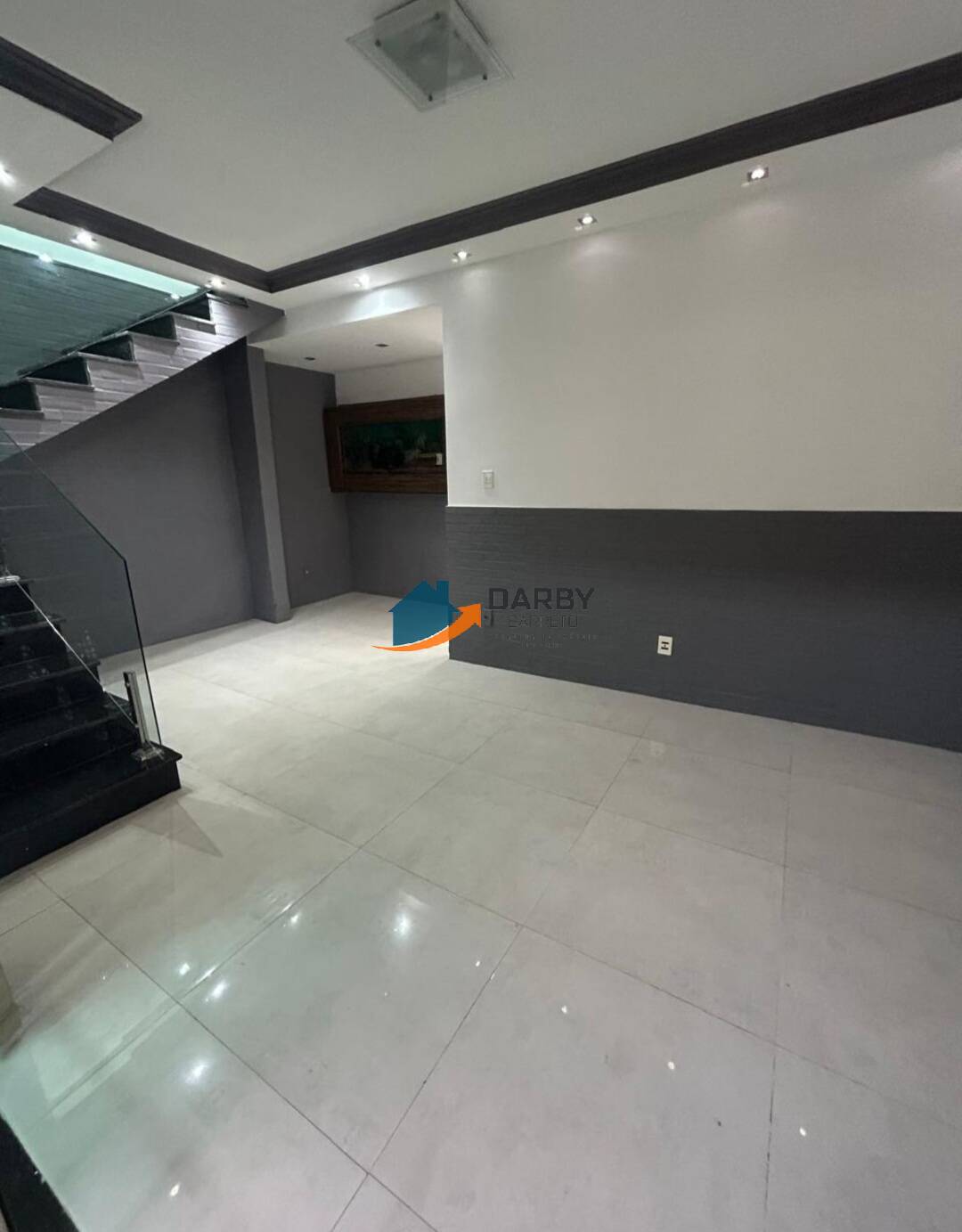 Casa à venda com 3 quartos, 150m² - Foto 2