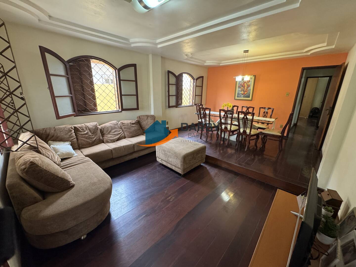 Casa à venda com 3 quartos, 360m² - Foto 10