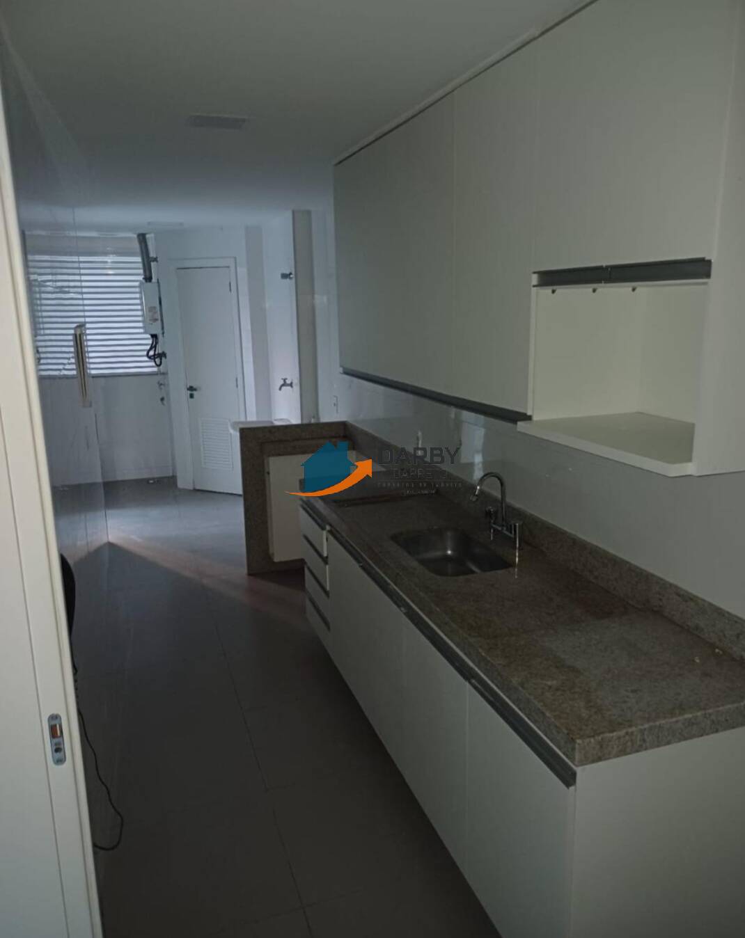 Apartamento à venda com 3 quartos, 115m² - Foto 11